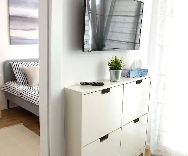 Przy Brzegu - هيل